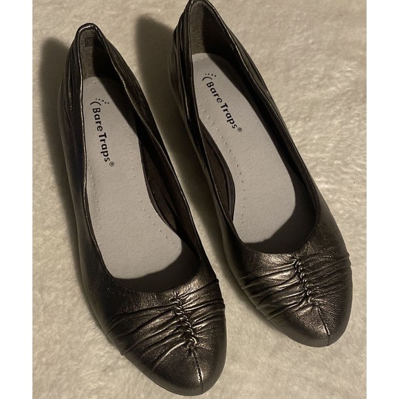 Bare Traps Landy Leather Slip On Wedge Heels Pumps Size 6 Silver Almond Toe - Picture 2 of 8